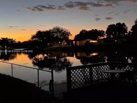 6930 Seagrape Ter, Miami Lakes, FL 33014 photo 33