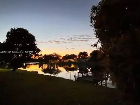 6930 Seagrape Ter, Miami Lakes, FL 33014 photo 35