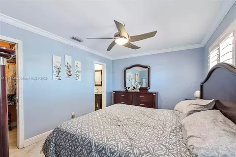 6930 Seagrape Ter, Miami Lakes, FL 33014 photo 8