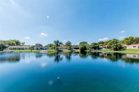 6930 Seagrape Ter, Miami Lakes, FL 33014 photo 30