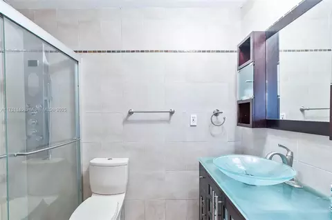 6930 Seagrape Ter, Miami Lakes, FL 33014 photo 10