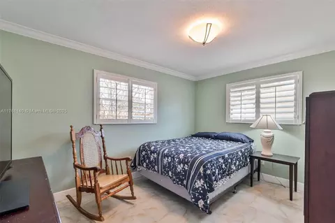 6930 Seagrape Ter, Miami Lakes, FL 33014 photo 12