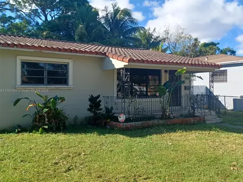1150 NW 127th St, North Miami, FL 33168