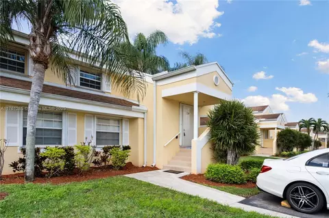 2264 SE 27th Dr #206-E, Homestead, FL 33035