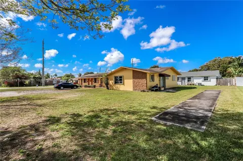 16300 N Miami Ave, Miami, FL 33169