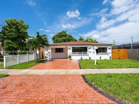 404 SW 4th Ter, Hallandale Beach, FL 33009