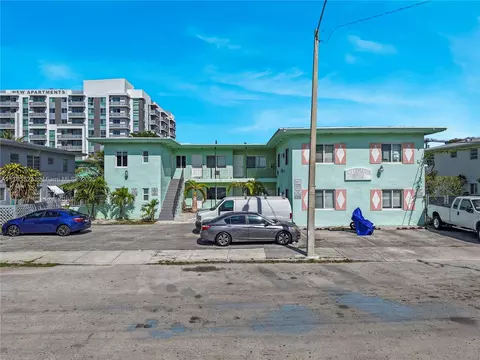 521 NE 82nd Ter, Miami, FL 33138