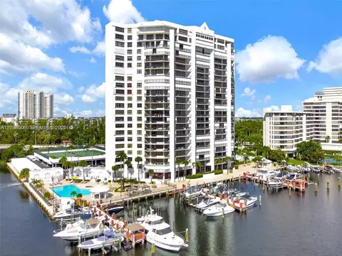 300 Three Islands Blvd #108, Hallandale Beach, FL 33009
