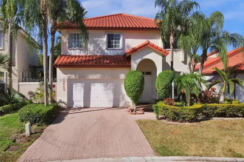 10643 NW 54th St, Doral, FL 33178