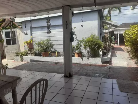 625 E 28th St, Hialeah, FL 33013 photo 4