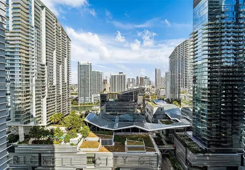 55 SW 9th St #1107, Miami, FL 33130