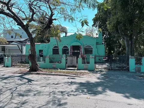 44 NW 46th St, Miami, FL 33127