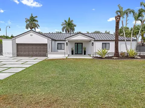 15521 SW 152nd Ter, Miami, FL 33187