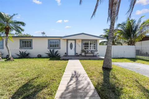 15320 SW 308th St, Homestead, FL 33033