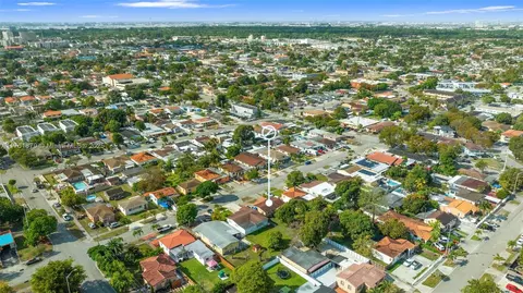 View/Area - 165 E 18th St, Hialeah, FL 33010 photo 3 of 12