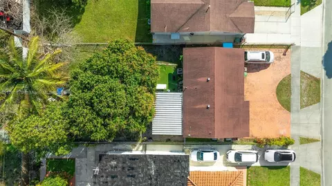 View/Area - 165 E 18th St, Hialeah, FL 33010 photo 1 of 12
