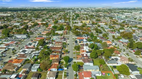View/Area - 165 E 18th St, Hialeah, FL 33010 photo 4 of 12