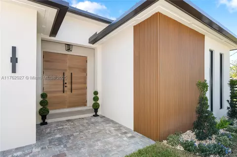8884 SW 126th Ter, Miami, FL 33176
