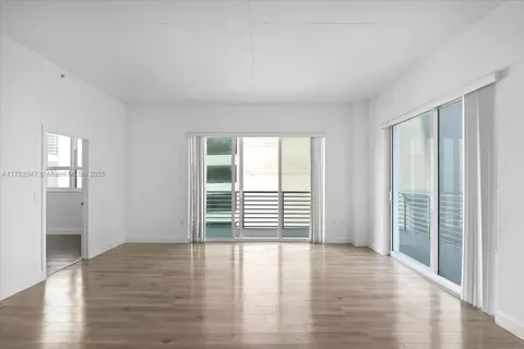 234 NE 3rd St #1002, Miami, FL 33132