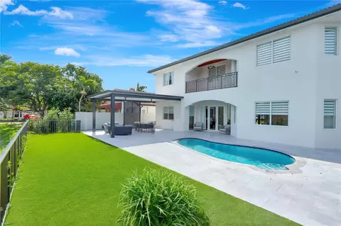 Exterior - 6543 SW 162 Path, Miami, FL 33193 photo 2 of 6