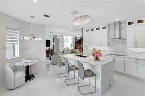 Kitchen - 6543 SW 162 Path, Miami, FL 33193 photo 5 of 5