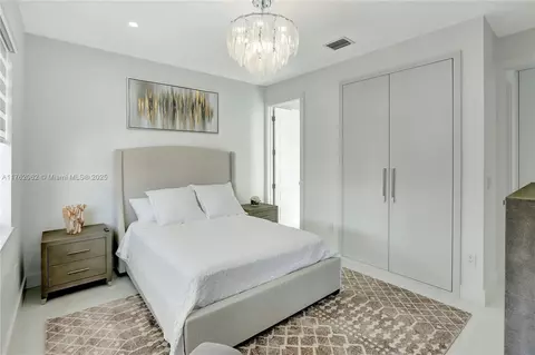 Bedroom - 6543 SW 162 Path, Miami, FL 33193 photo 5 of 10
