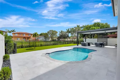 Exterior - 6543 SW 162 Path, Miami, FL 33193 photo 6 of 6