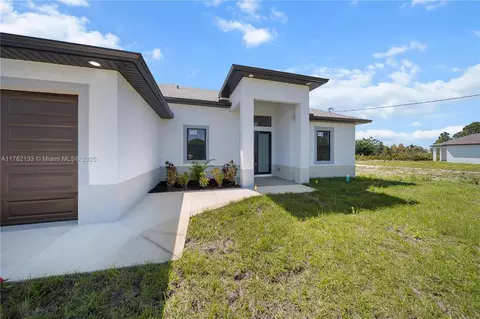 7537 5th Ter, Labelle, FL 33935