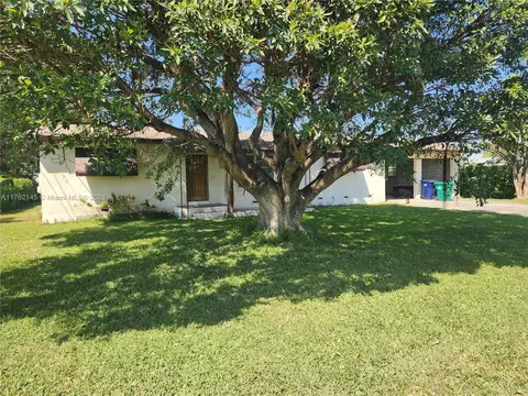 330 SW 78th Ave, Miami, FL 33144