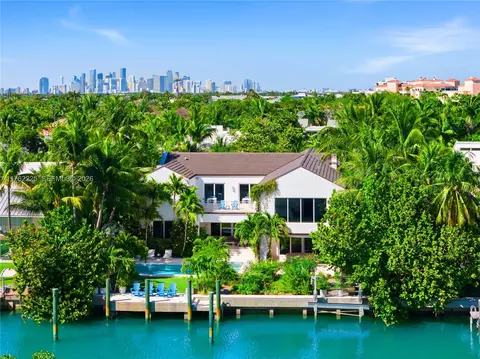 180 Cape Florida Dr, Key Biscayne, FL 33149