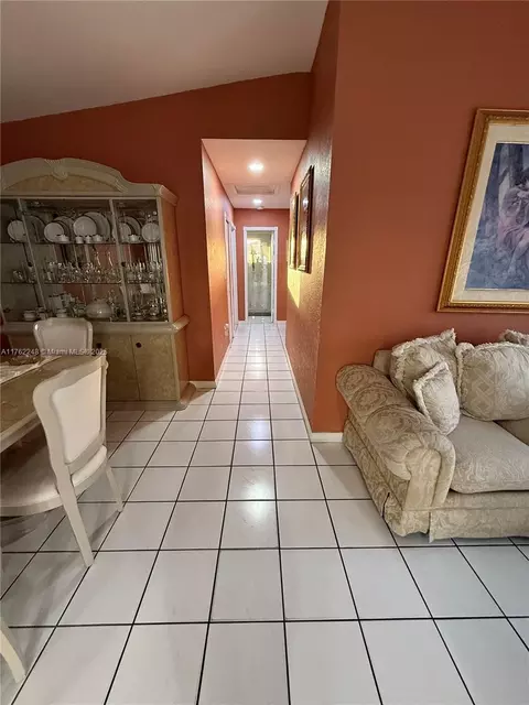 Undisclosed, Hialeah, FL 33018 photo 6