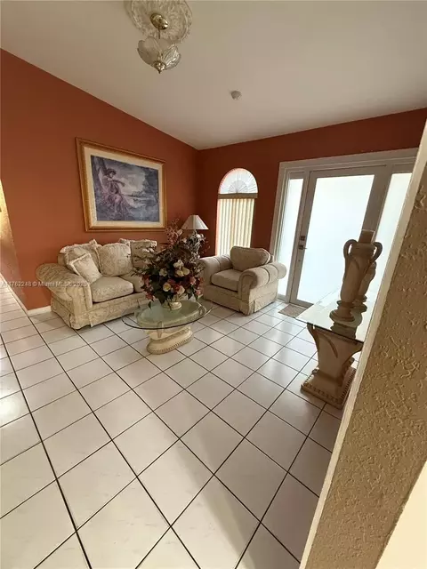 Undisclosed, Hialeah, FL 33018 photo 15