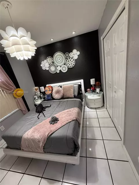 Undisclosed, Hialeah, FL 33018 photo 9