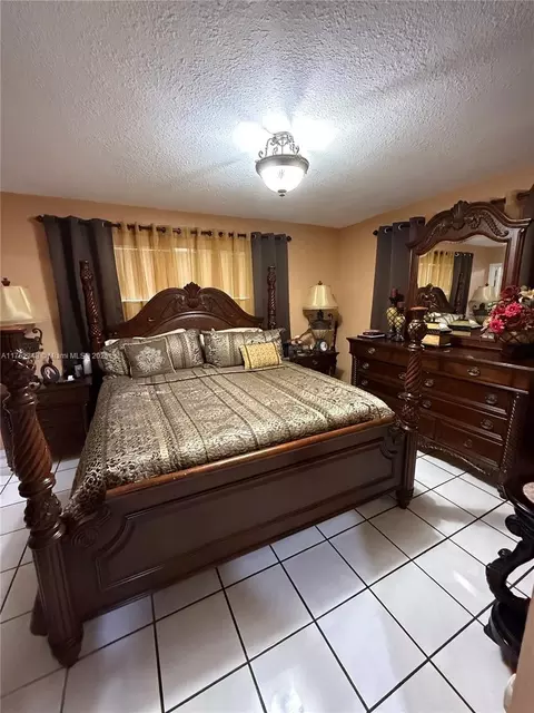 Undisclosed, Hialeah, FL 33018 photo 16
