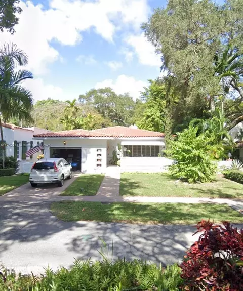 1037 Sevilla Ave, Coral Gables, FL 33134