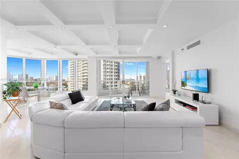 21150 Point Pl #1102, Aventura, FL 33180