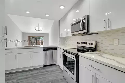 2307 N 37th Ave #0, Hollywood, FL 33021
