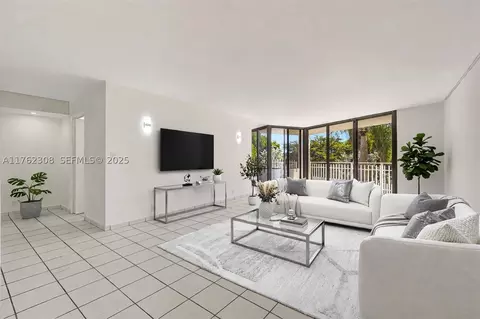 4000 Towerside Ter #302, Miami, FL 33138
