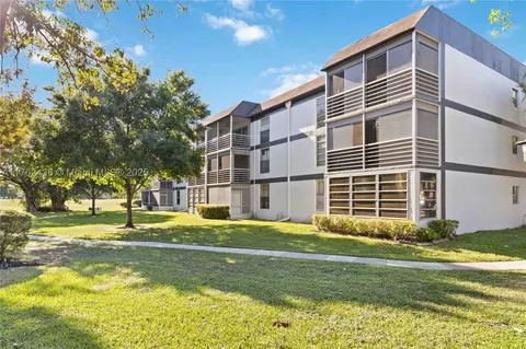 8300 Sands Point Blvd #K304, Tamarac, FL 33321