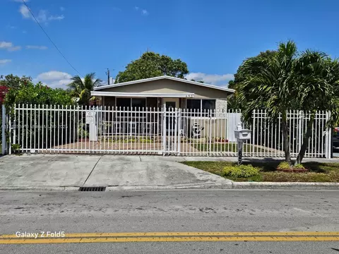 653 E 43rd St, Hialeah, FL 33013