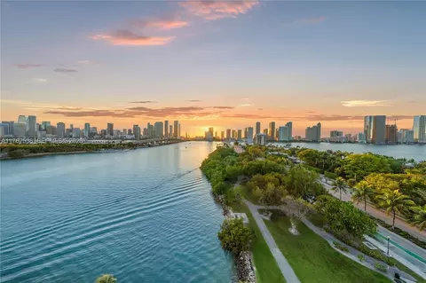 1000 Venetian Way #810, Miami Beach, FL 33139