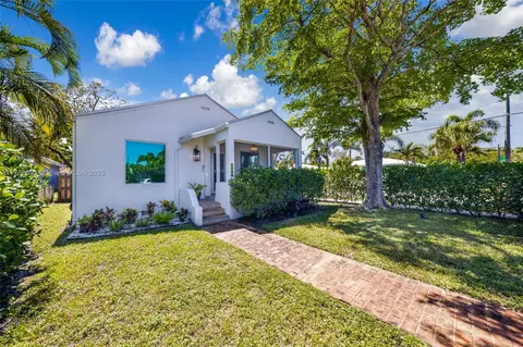 1556 Jefferson St, Hollywood, FL 33020