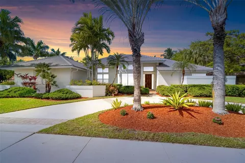 311 Palm Blvd, Weston, FL 33326