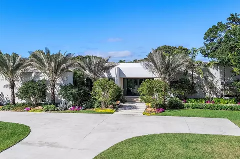 6125 Stallion Way, Southwest Ranches, FL 33330