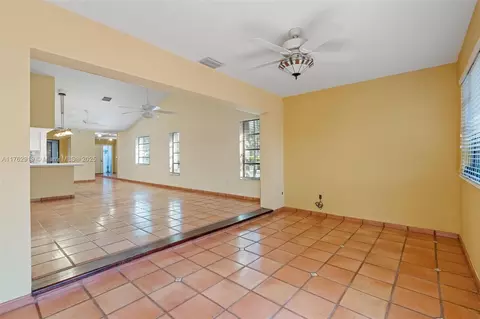 Living - 8564 SW 114th Ct #8564, Miami, FL 33173 photo 9 of 9