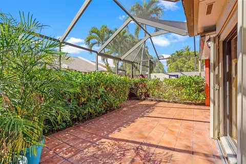Exterior - 8564 SW 114th Ct #8564, Miami, FL 33173 photo 7 of 14