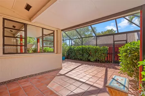 Exterior - 8564 SW 114th Ct #8564, Miami, FL 33173 photo 12 of 14