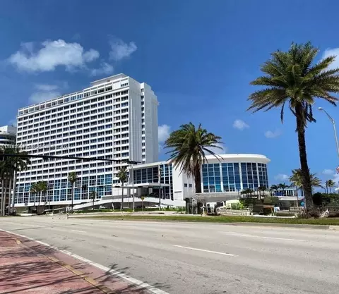 5445 Collins Ave #B7, Miami Beach, FL 33140