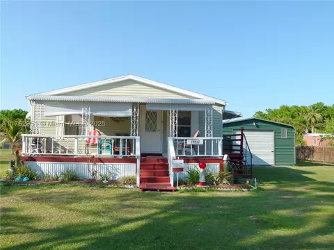 17317 Broadland Ln, Okeechobee, FL 34974 photo 1