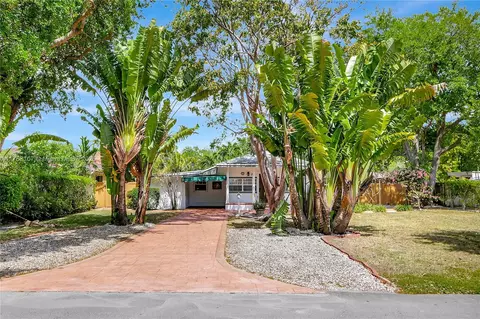 521 Wren Ave, Miami Springs, FL 33166